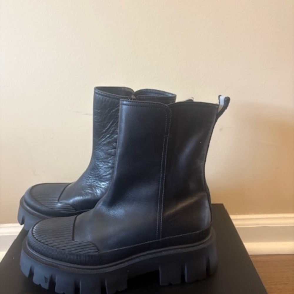 Ladies Premiata Leather Platform Boots